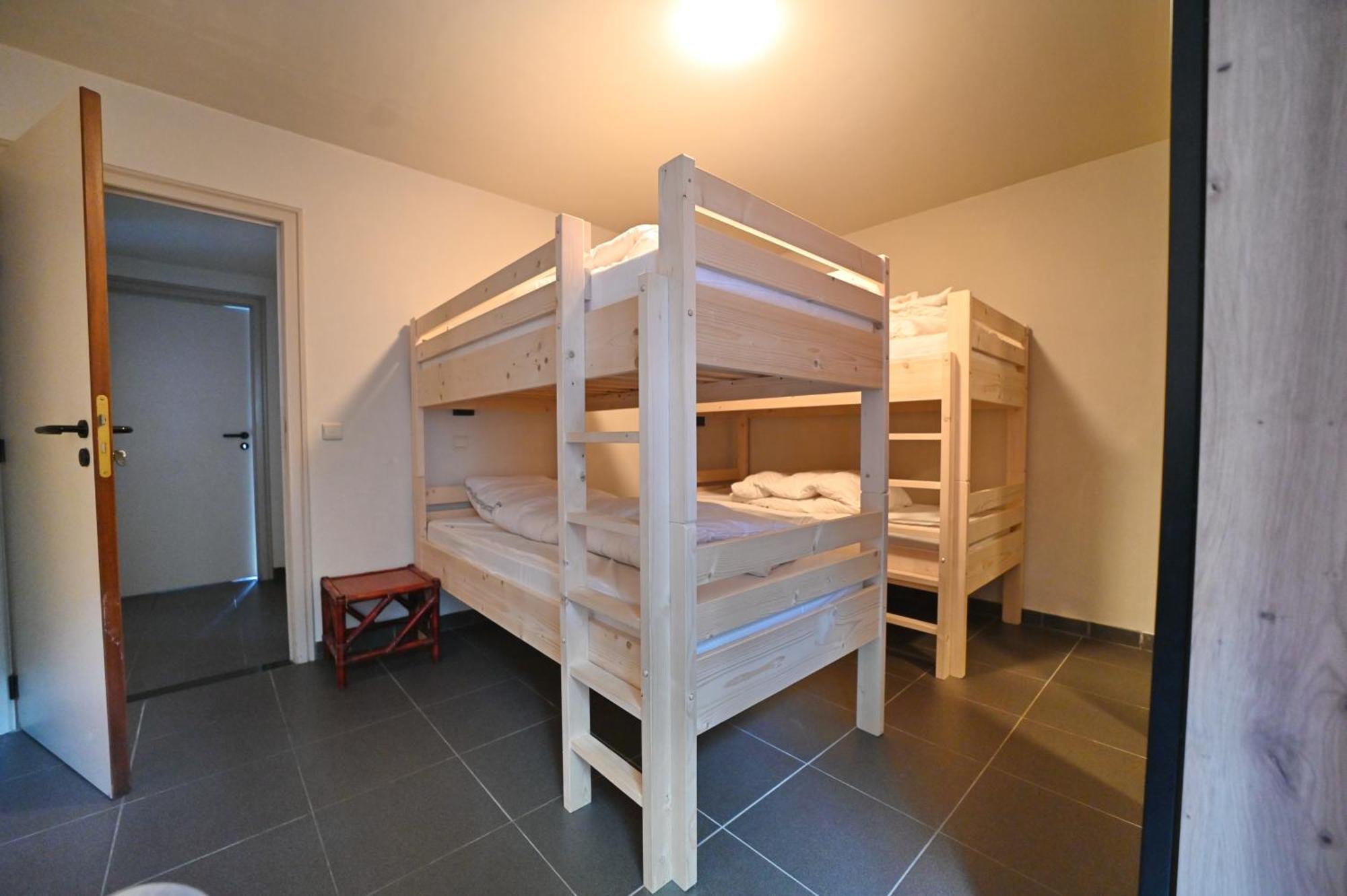 Residence Дюрби Екстериор снимка